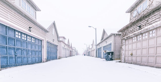 Winter homes with garage doors